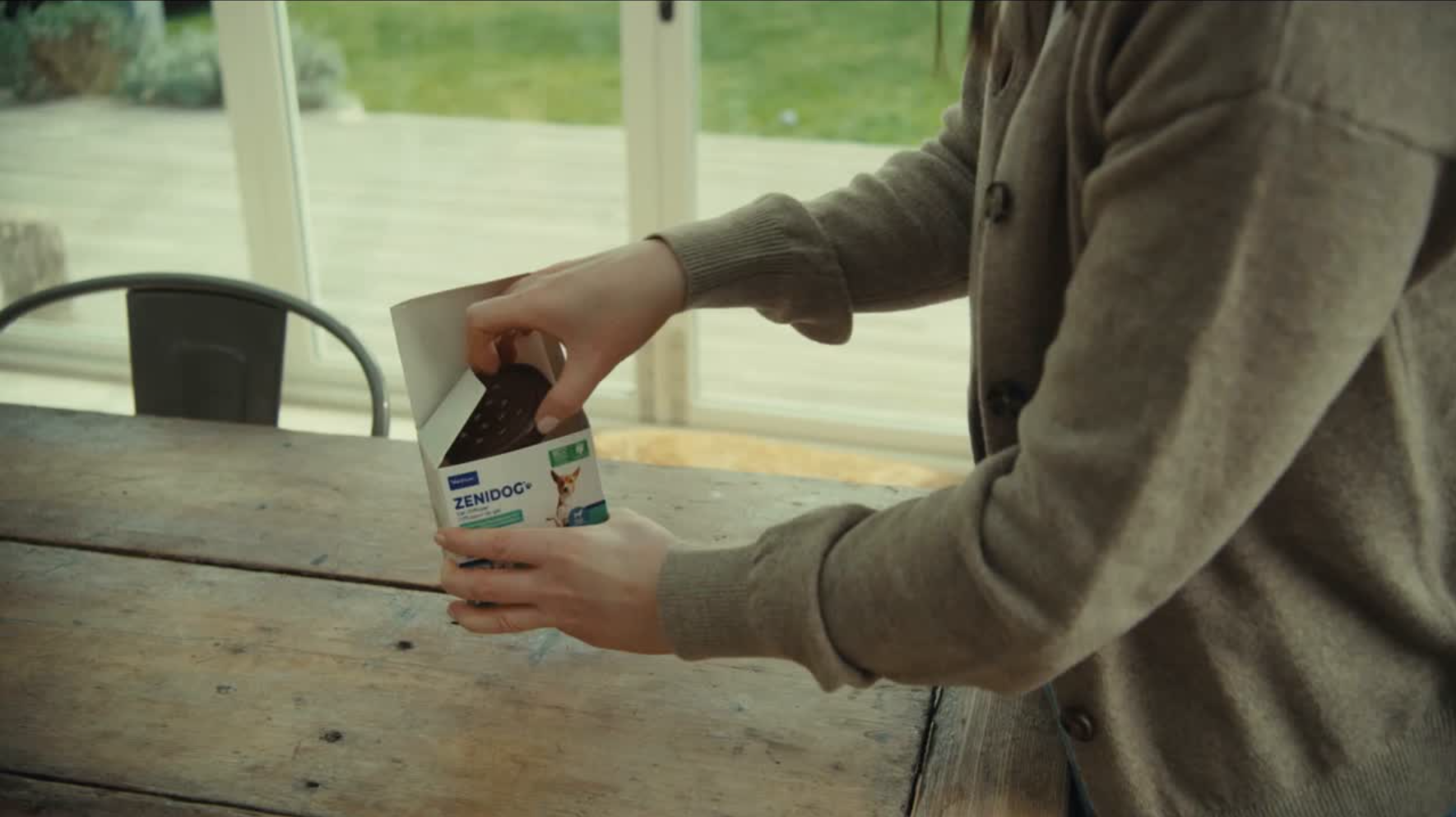 Zenidog Gel Video